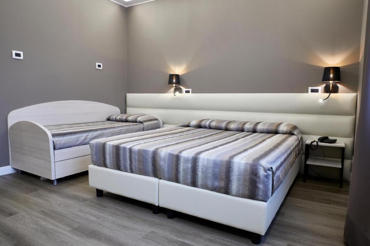 La Perla Hotel Camerano Eksteriør billede